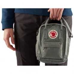 FJÄLLRÄVEN Kånken Re-Wool Sling - Shoulder Bag -Outdoor Camping Shop fjaellraeven kaanken re wool sling shoulder bag detail 11