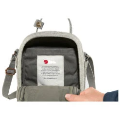 FJÄLLRÄVEN Kånken Re-Wool Sling - Shoulder Bag -Outdoor Camping Shop fjaellraeven kaanken re wool sling shoulder bag detail 7