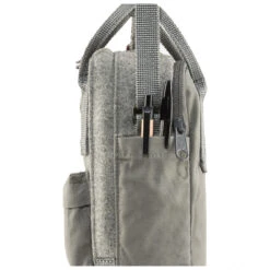 FJÄLLRÄVEN Kånken Re-Wool Sling - Shoulder Bag -Outdoor Camping Shop fjaellraeven kaanken re wool sling shoulder bag detail 8