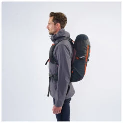 Montane Trailblazer 25 - Walking Backpack 17 Montane Trailblazer 25 - Walking Backpack -Outdoor Camping Shop montane trailblazer 25 walking backpack detail 7