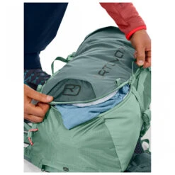 Ortovox Women's Traverse 28 S - Mountaineering Backpack -Outdoor Camping Shop ortovox womens traverse 28 s mountaineering backpack detail 4