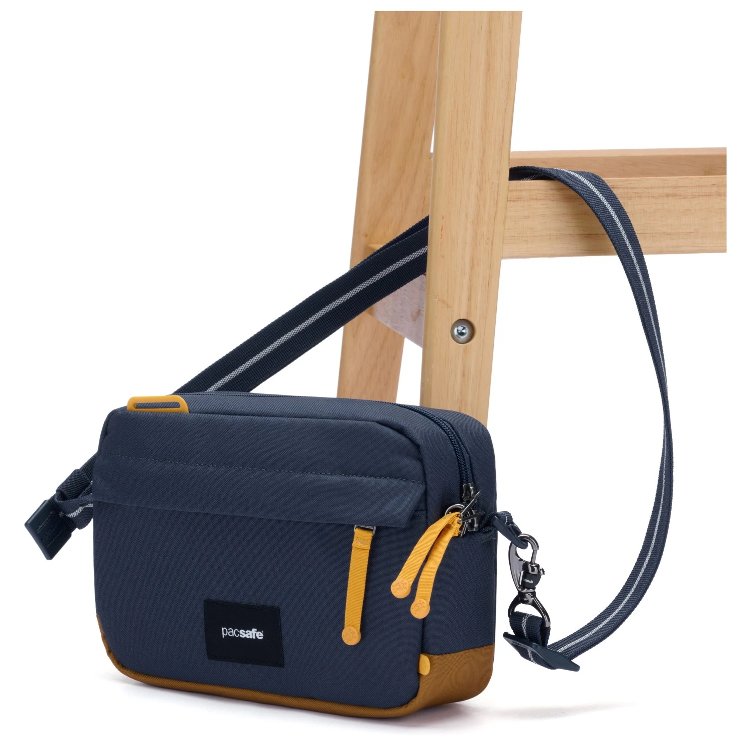 Pacsafe Go Crossbody 2,5 - Shoulder Bag 7 Pacsafe Go Crossbody 2,5 - Shoulder Bag - Image 5