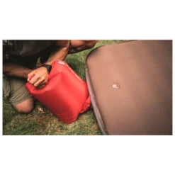 Robens Pump Sack 25L -Outdoor Camping Shop robens pump sack 25l detail 4