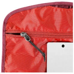 Tatonka Small Travelcare - Wash Bag 19 Tatonka Small Travelcare - Wash Bag -Outdoor Camping Shop tatonka small travelcare wash bag detail 9