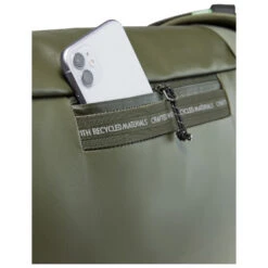 VAUDE Mineo Messenger 22 - Shoulder Bag -Outdoor Camping Shop vaude mineo messenger 22 shoulder bag detail 5